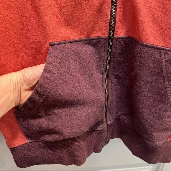 Patagonia Sweatshirt P6 Logo Full Zip Hoody Roots Red. Size Medium. - Picture 10 of 13